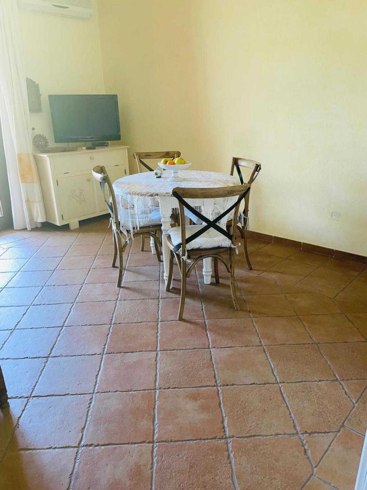 Appartamento Le Querce Vaccileddi Exteriör bild